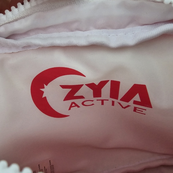 Zyia red belt bag - Picture 2 of 3